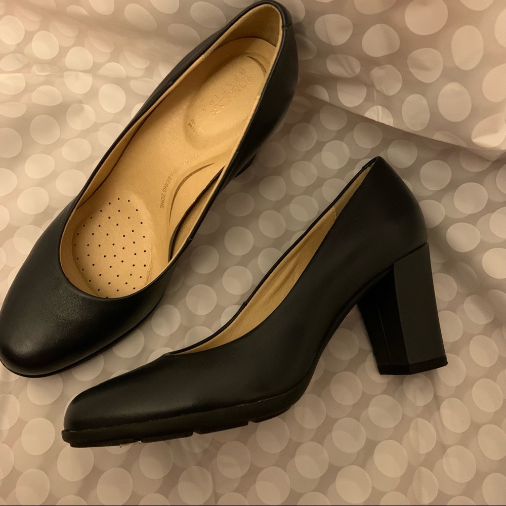 Comfort Navy Block Heel Pumps